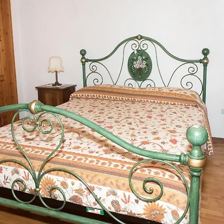 S314 - Sirolo, Casa Tipica Nel Centro Storico Lägenhet